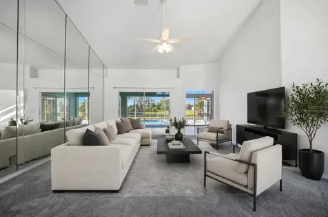 64 Sportsman Court Rotonda West FL 33947