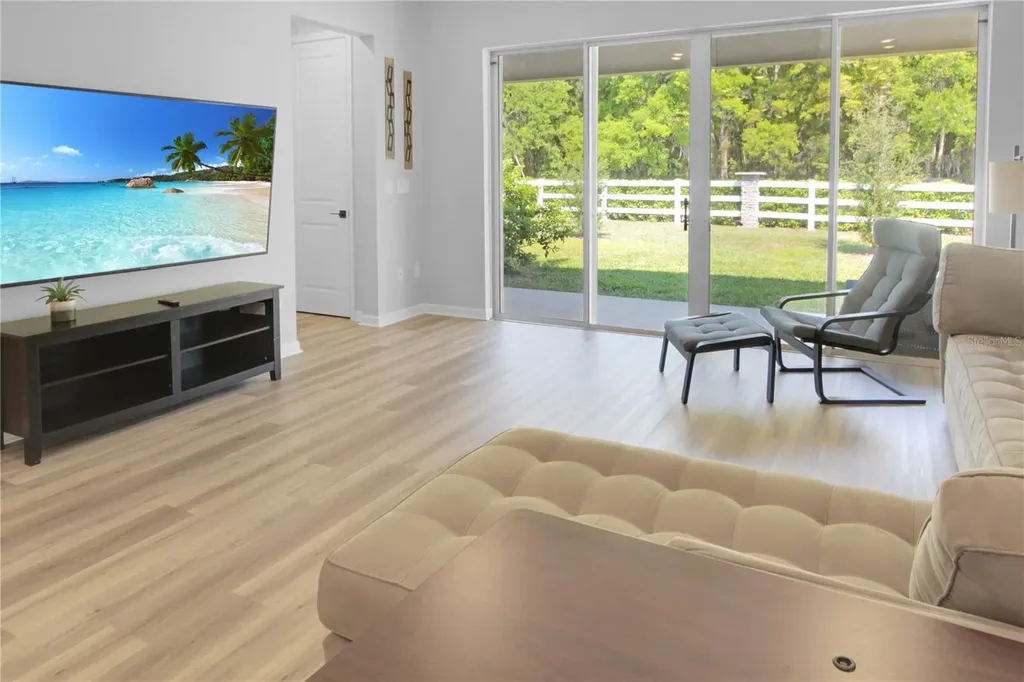 5208 Meadow Song Drive Okahumpka FL 34762