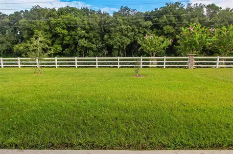 5208 Meadow Song Drive Okahumpka FL 34762