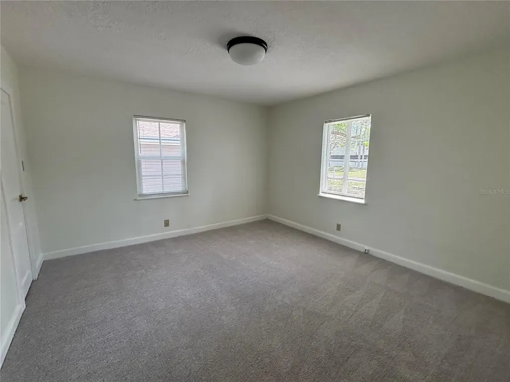 3211 W North A Street Tampa FL 33609