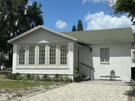 3211 W North A Street Tampa FL 33609