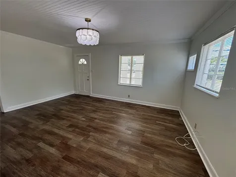 3211 W North A Street Tampa FL 33609