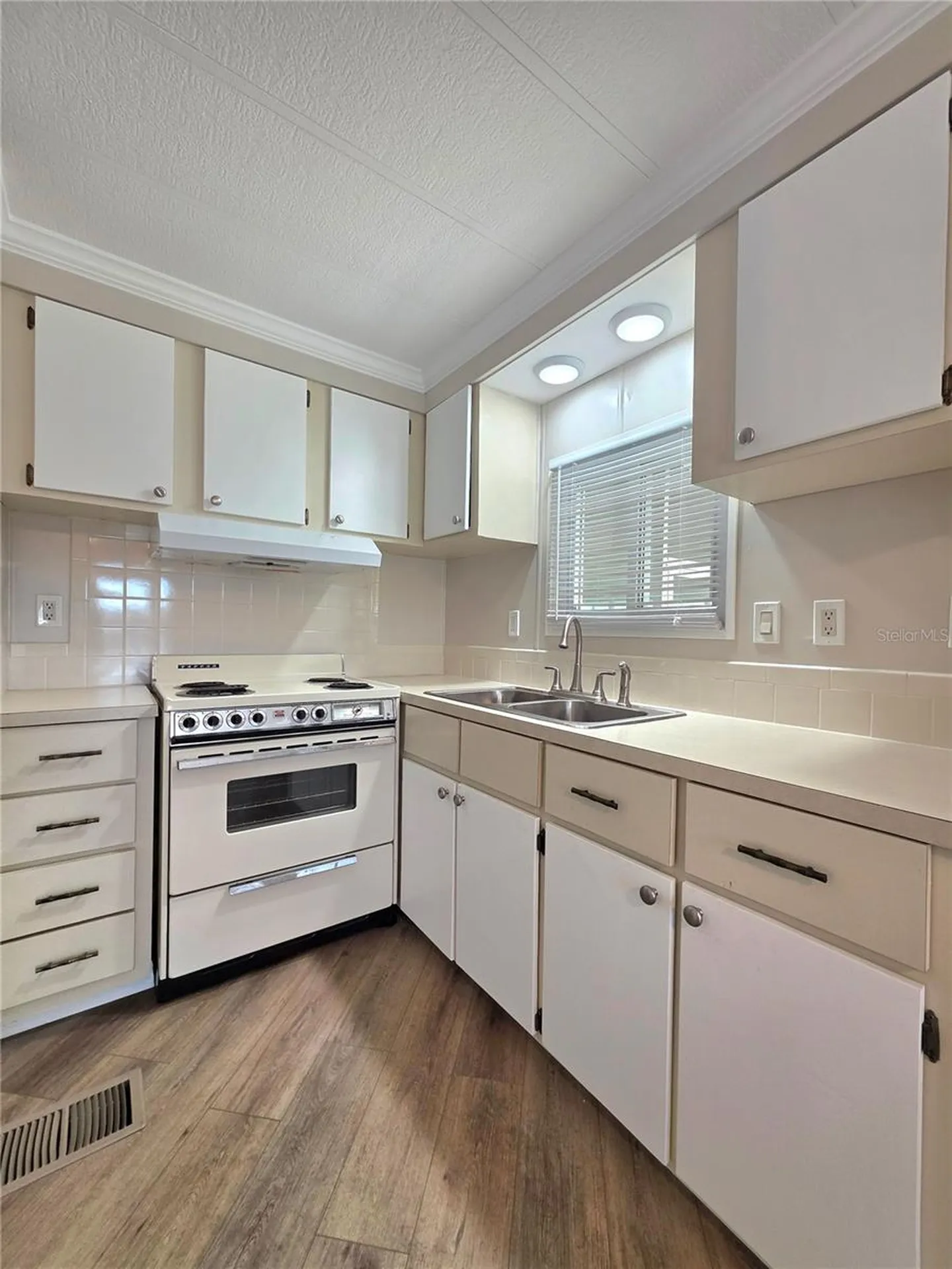36801 Camelia Court Zephyrhills FL 33542