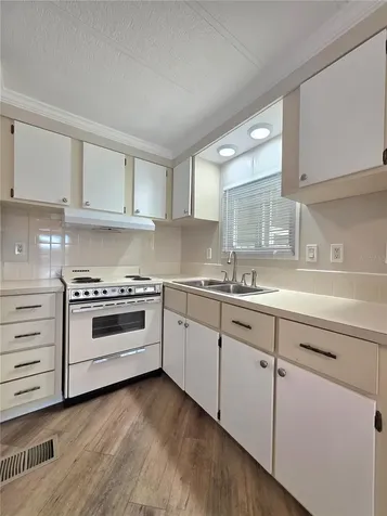 36801 Camelia Court Zephyrhills FL 33542