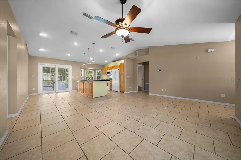 8590 SE 159th Lane Summerfield FL 34491