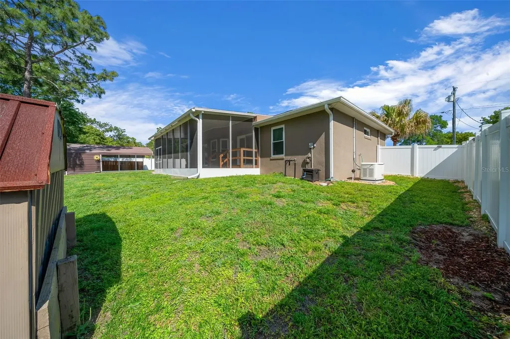 8590 SE 159th Lane Summerfield FL 34491