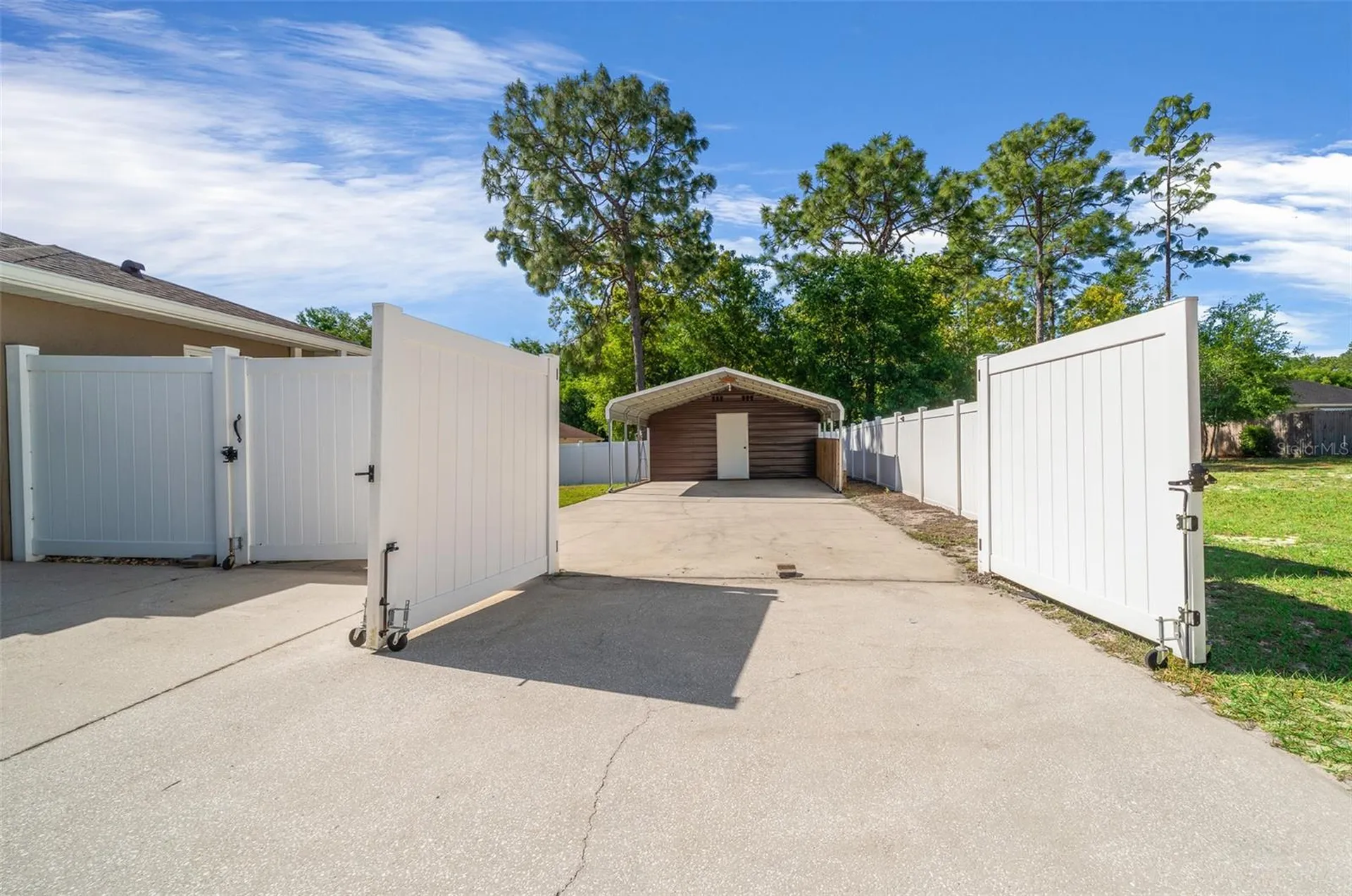 8590 SE 159th Lane Summerfield FL 34491