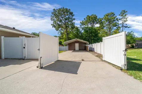 8590 SE 159th Lane Summerfield FL 34491