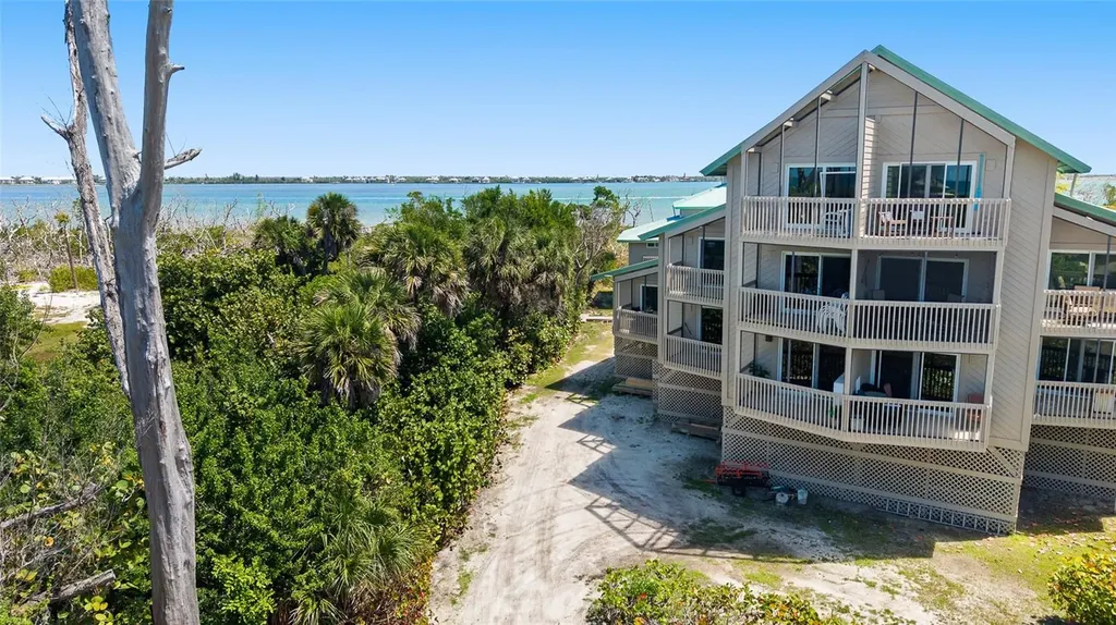 9200 Little Gasparilla Placida FL 33946