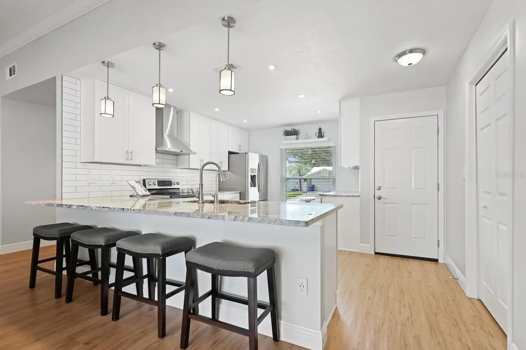 3009 Annadale Circle Brandon FL 33511