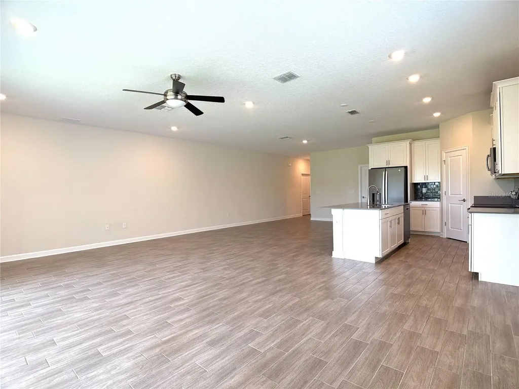 2638 Camden Park Loop Davenport FL 33837
