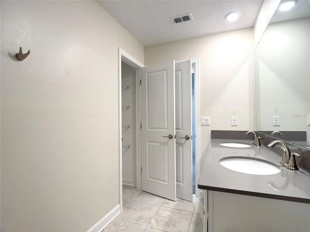 2638 Camden Park Loop Davenport FL 33837