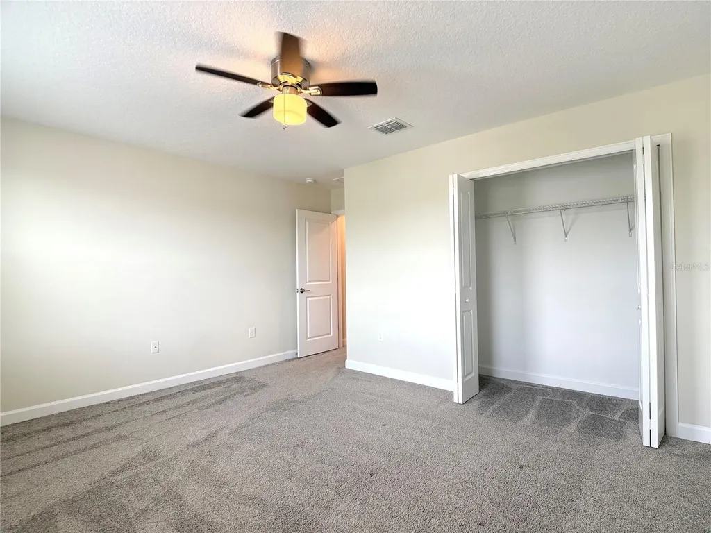2638 Camden Park Loop Davenport FL 33837