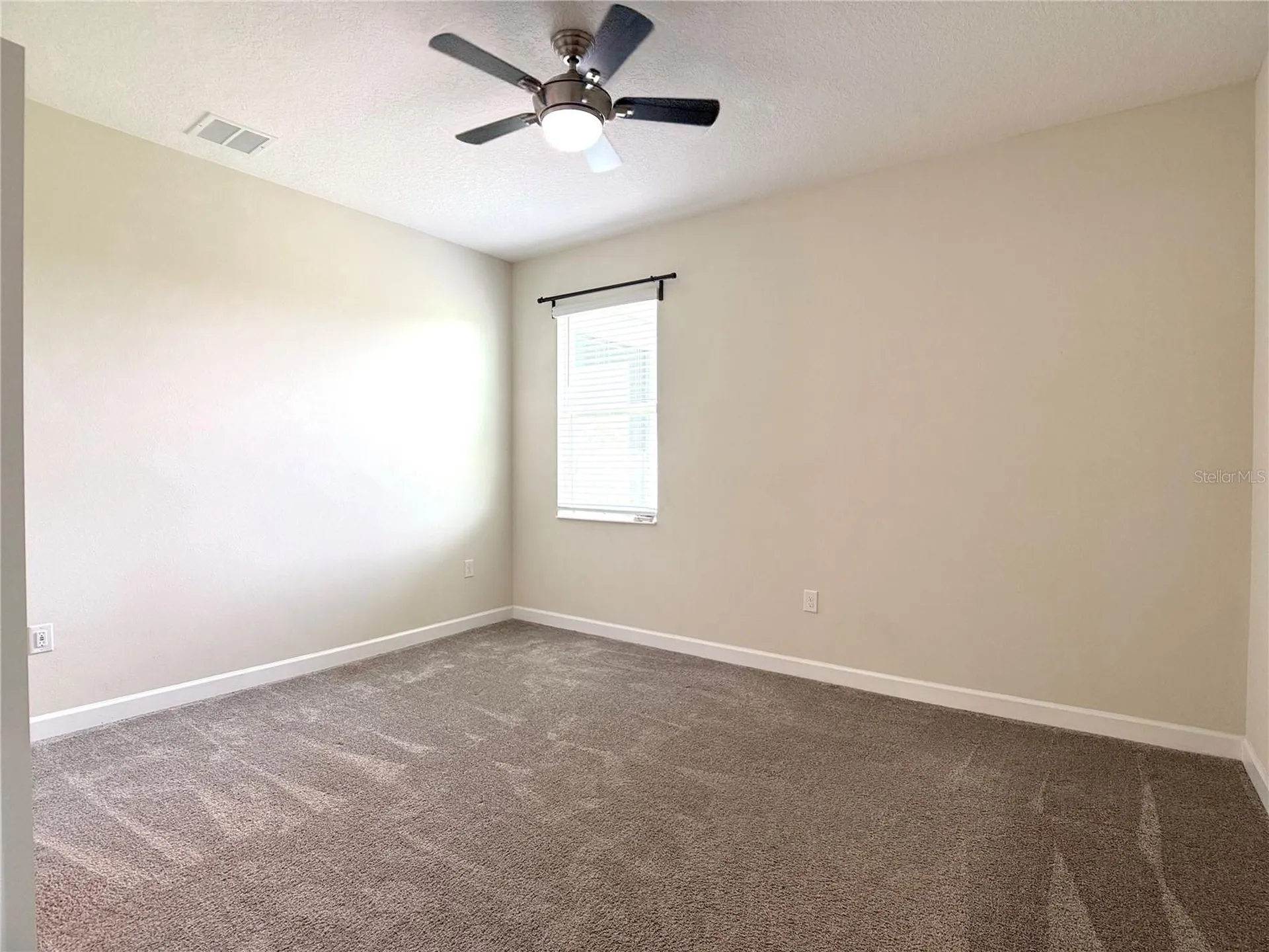 2638 Camden Park Loop Davenport FL 33837