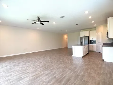 2638 Camden Park Loop Davenport FL 33837