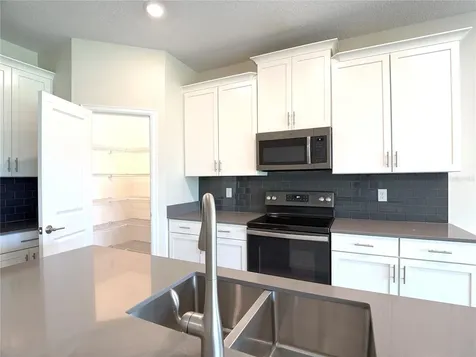 2638 Camden Park Loop Davenport FL 33837