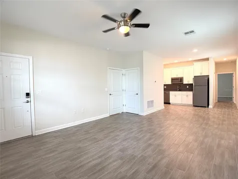 2638 Camden Park Loop Davenport FL 33837