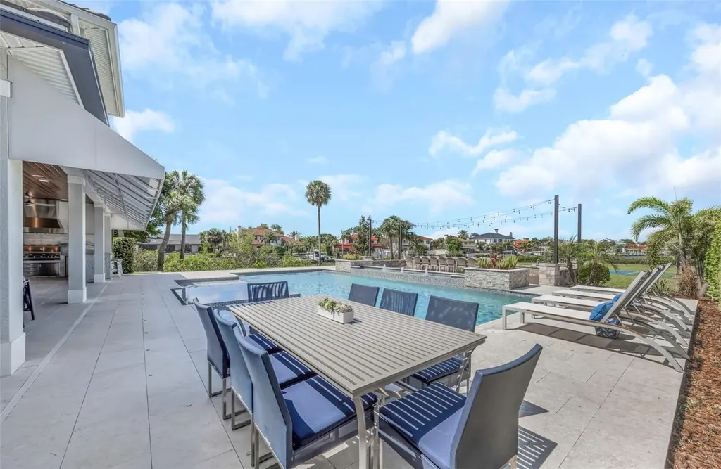 4028 Rocky Shores Drive Tampa FL 33634