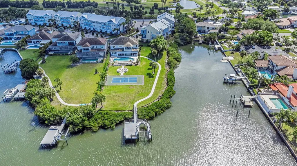 4028 Rocky Shores Drive Tampa FL 33634