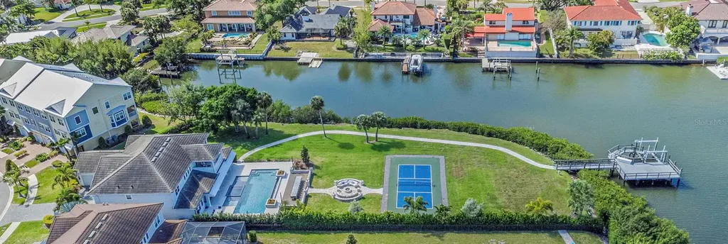4028 Rocky Shores Drive Tampa FL 33634