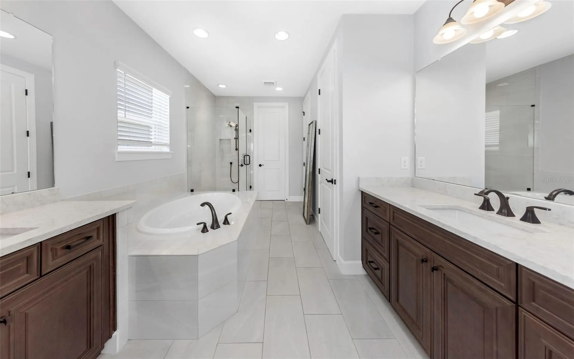 4028 Rocky Shores Drive Tampa FL 33634