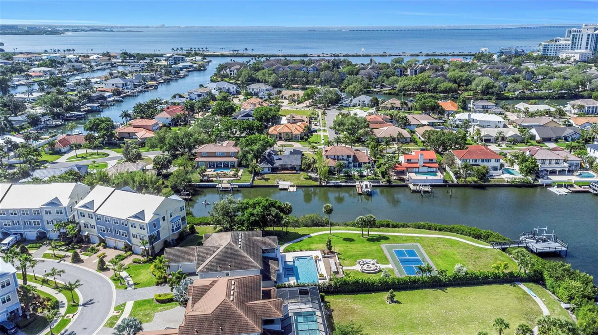 4028 Rocky Shores Drive Tampa FL 33634