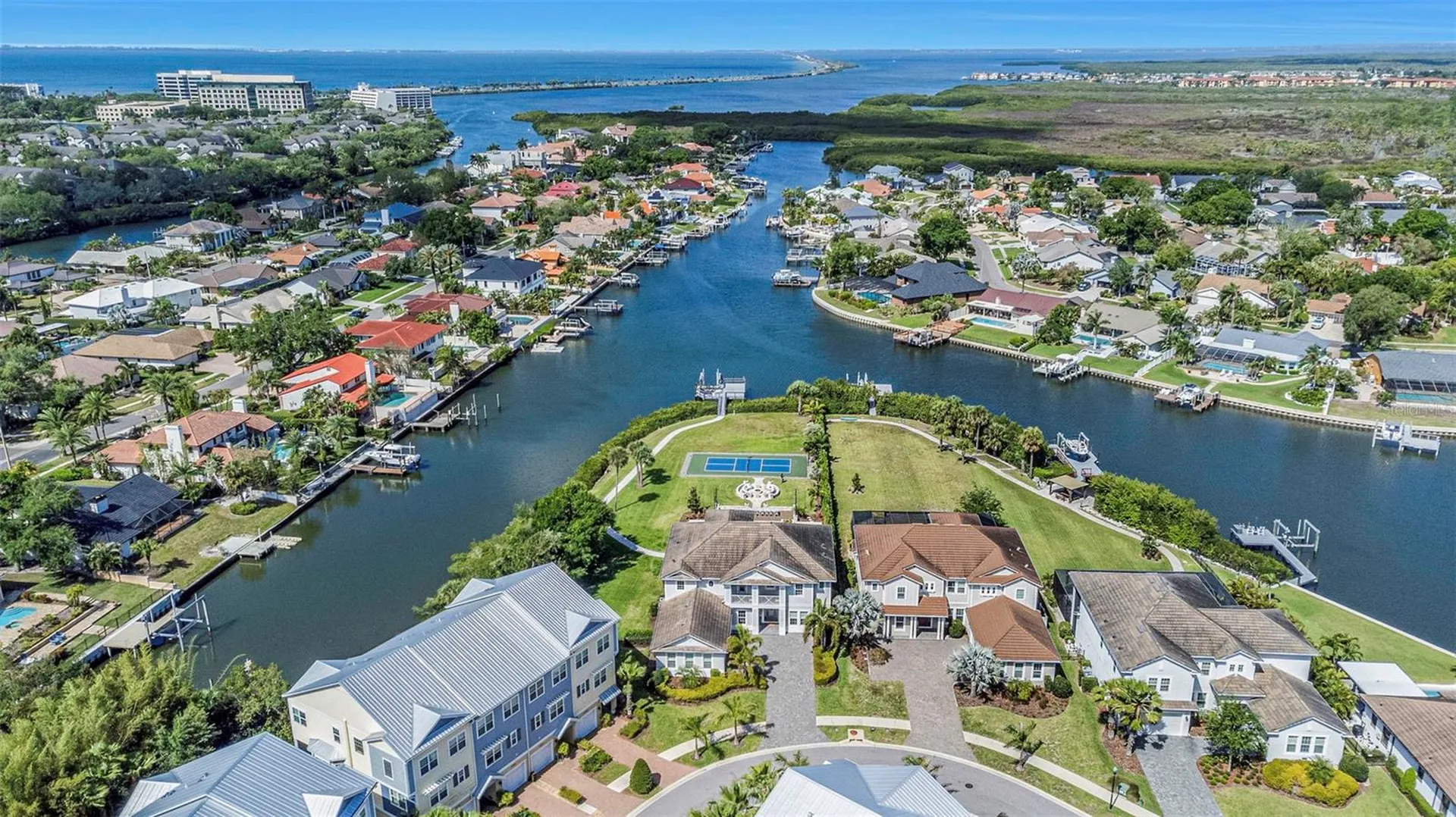 4028 Rocky Shores Drive Tampa FL 33634
