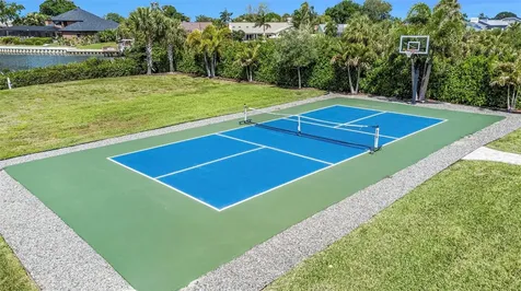4028 Rocky Shores Drive Tampa FL 33634
