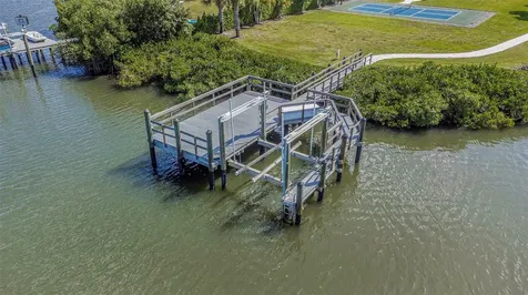 4028 Rocky Shores Drive Tampa FL 33634