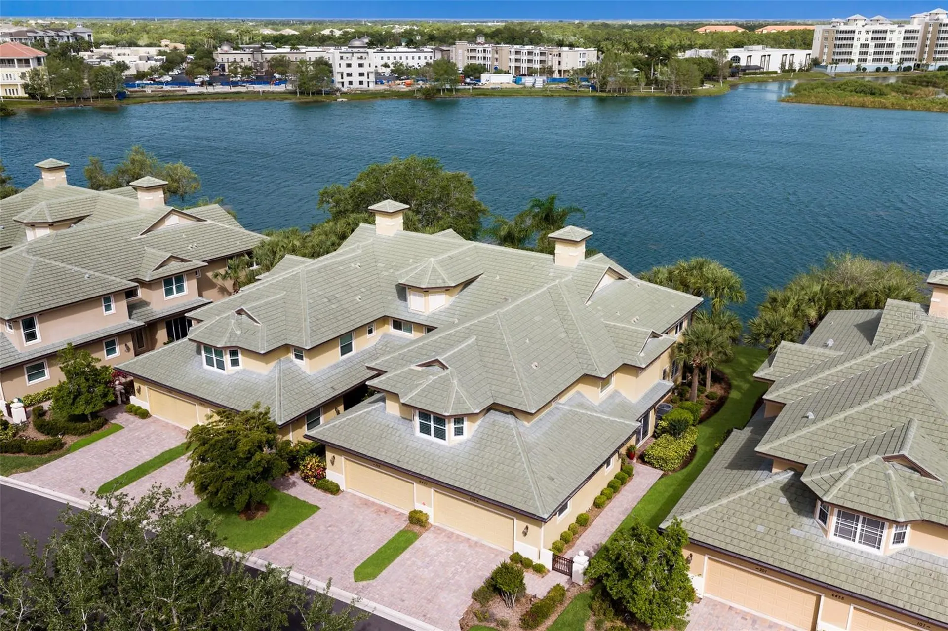 6431 Moorings Point Circle Lakewood Ranch FL 34202