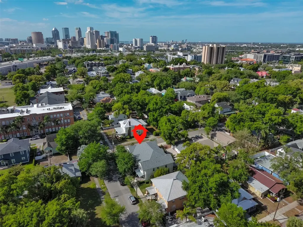 2204 N Central Avenue Tampa FL 33602