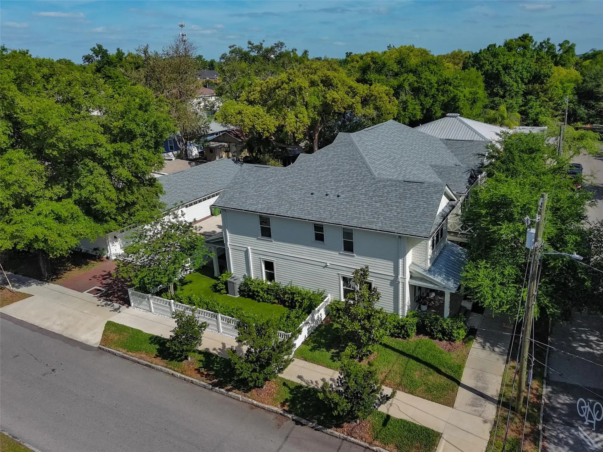 2204 N Central Avenue Tampa FL 33602