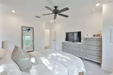 2204 N Central Avenue Tampa FL 33602