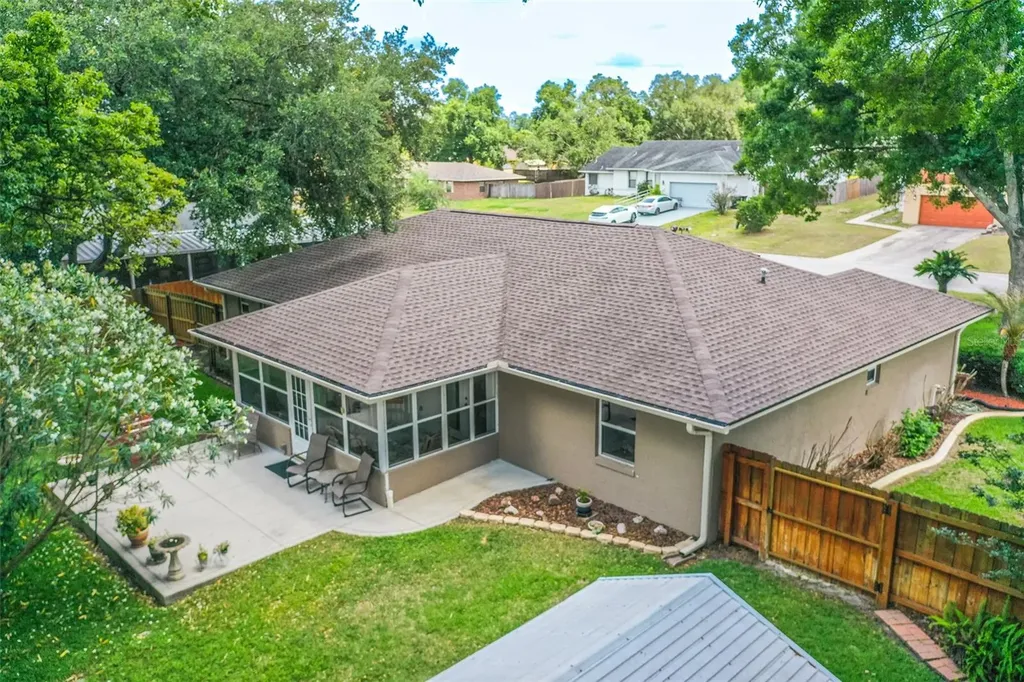 744 Cedar Knoll Drive N Lakeland FL 33809