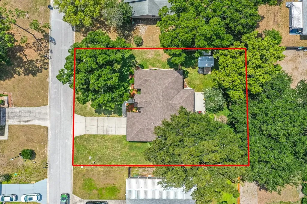 744 Cedar Knoll Drive N Lakeland FL 33809