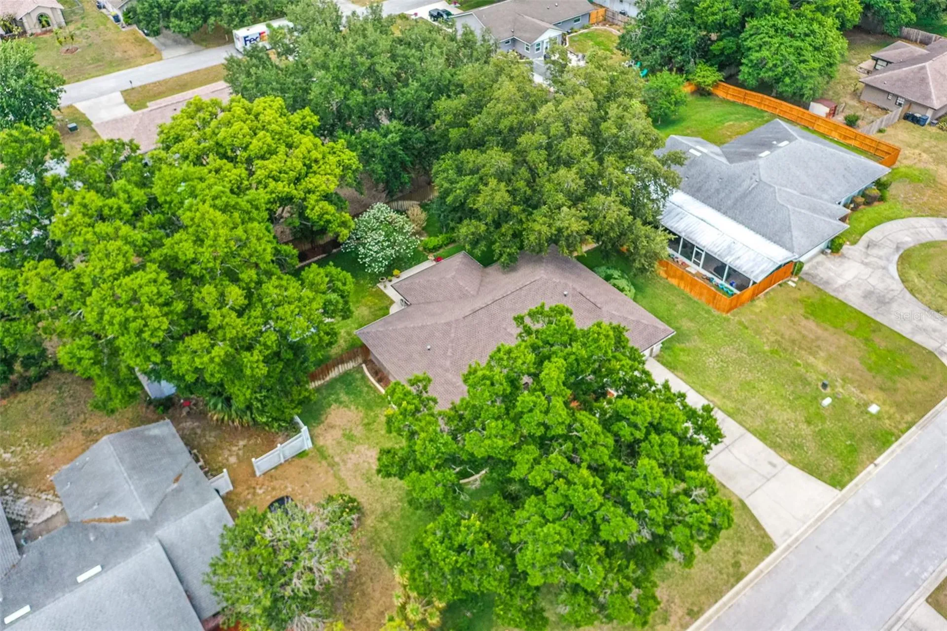 744 Cedar Knoll Drive N Lakeland FL 33809