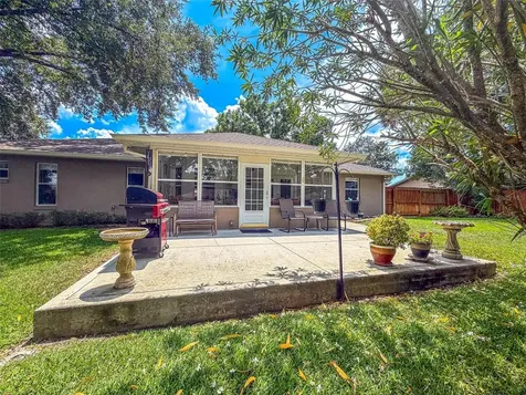 744 Cedar Knoll Drive N Lakeland FL 33809