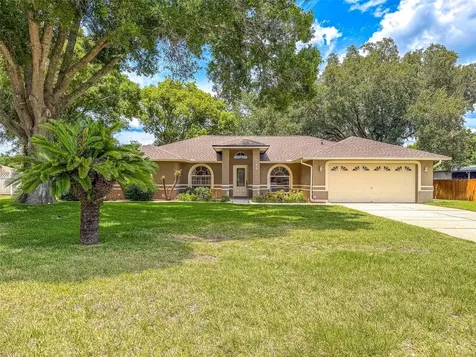 744 Cedar Knoll Drive N Lakeland FL 33809