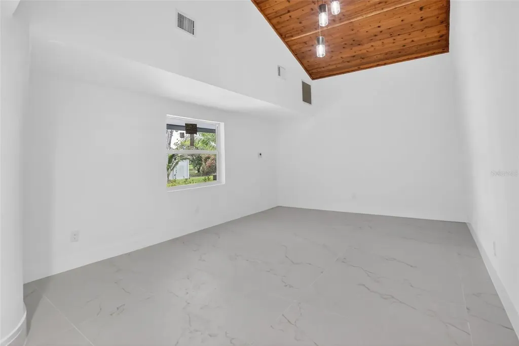 4701 NW 1st Place Deerfield Beach FL 33442