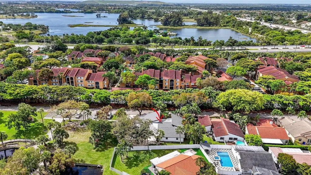 4701 NW 1st Place Deerfield Beach FL 33442