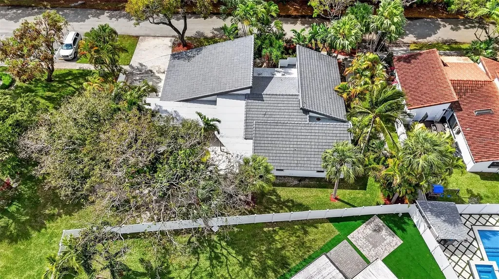 4701 NW 1st Place Deerfield Beach FL 33442
