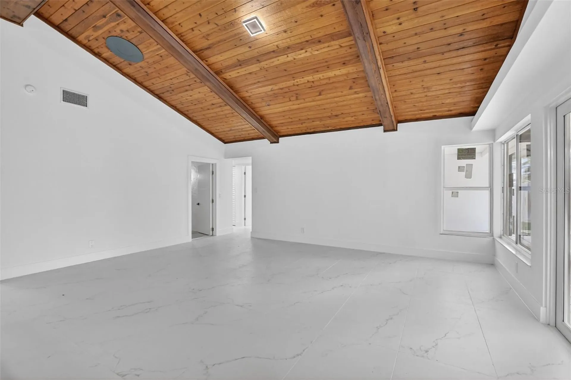 4701 NW 1st Place Deerfield Beach FL 33442