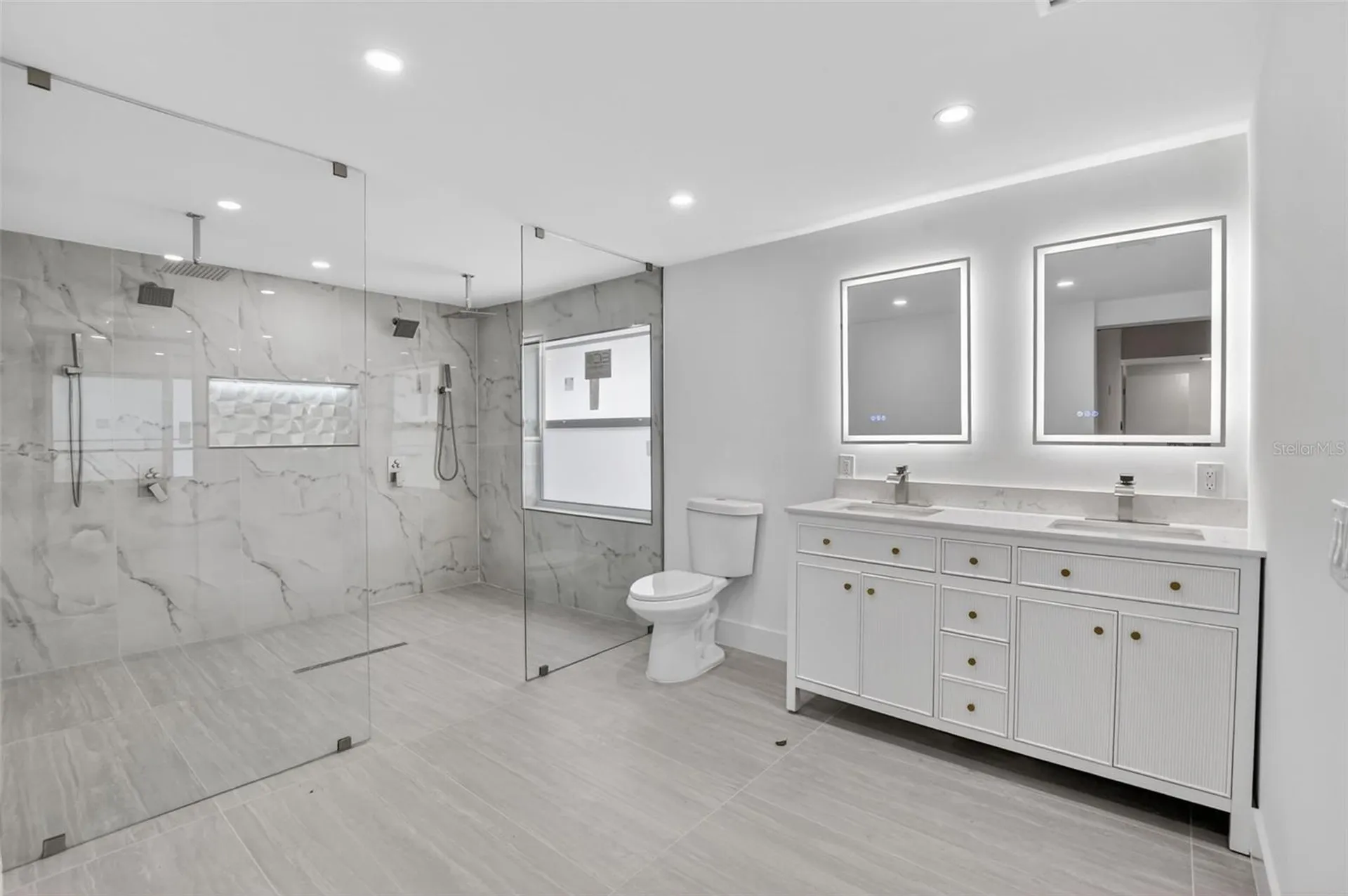 4701 NW 1st Place Deerfield Beach FL 33442