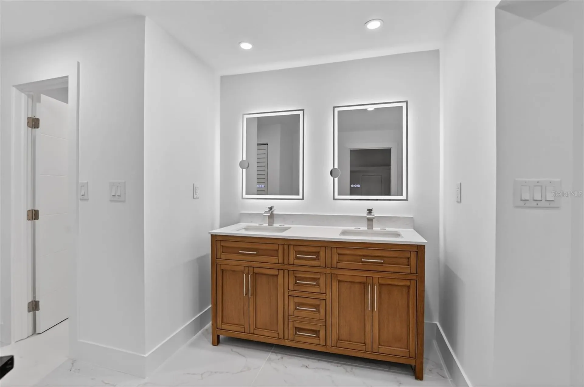 4701 NW 1st Place Deerfield Beach FL 33442