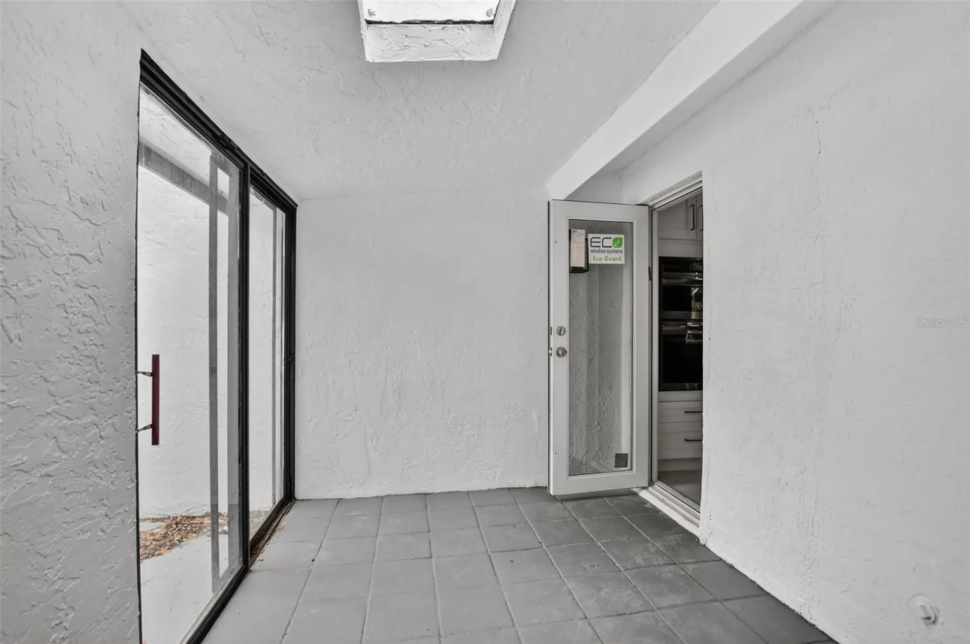 4701 NW 1st Place Deerfield Beach FL 33442