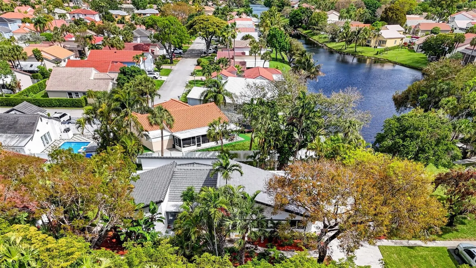 4701 NW 1st Place Deerfield Beach FL 33442