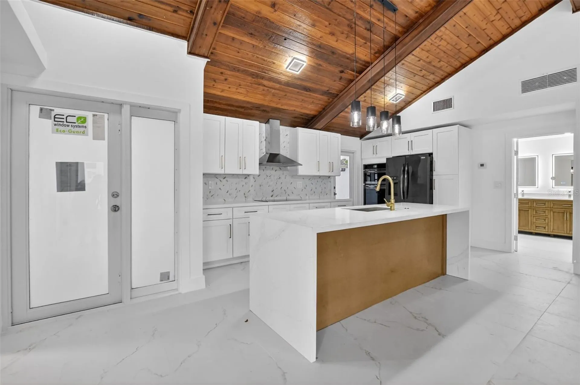 4701 NW 1st Place Deerfield Beach FL 33442