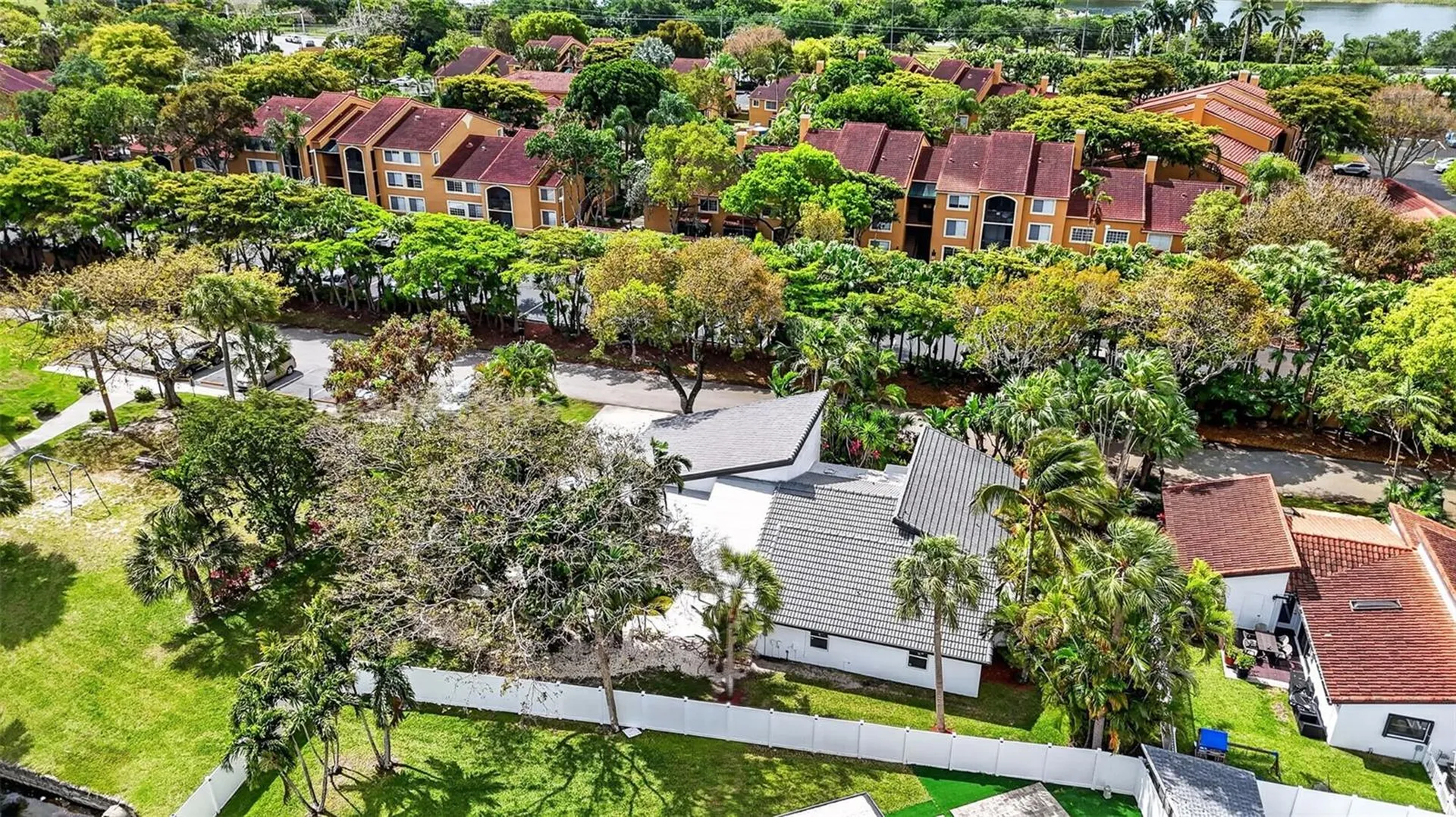4701 NW 1st Place Deerfield Beach FL 33442