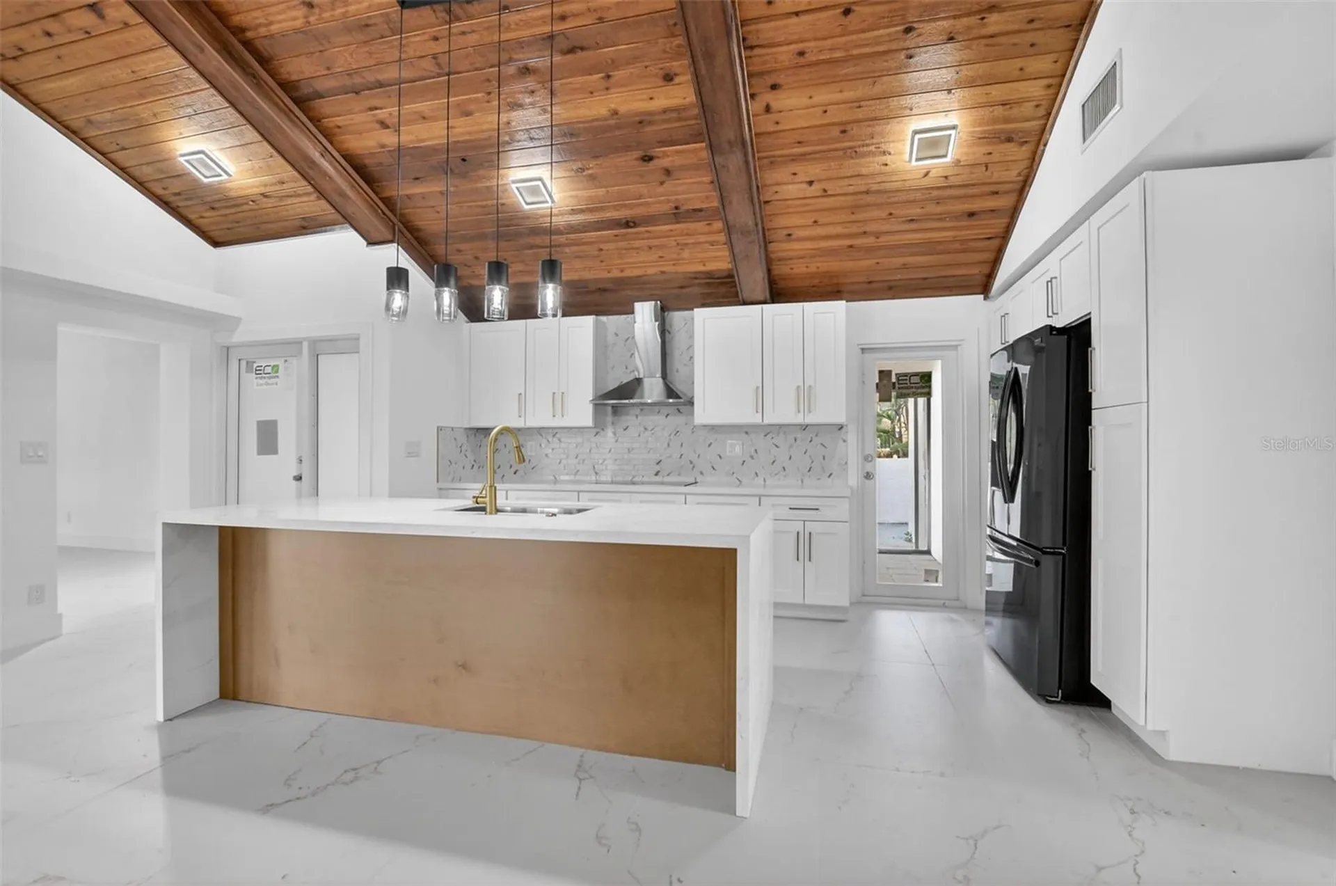 4701 NW 1st Place Deerfield Beach FL 33442