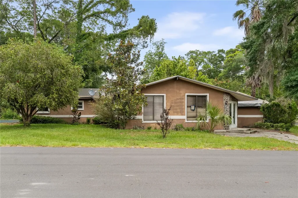 717 NW 253rd Street Newberry FL 32669